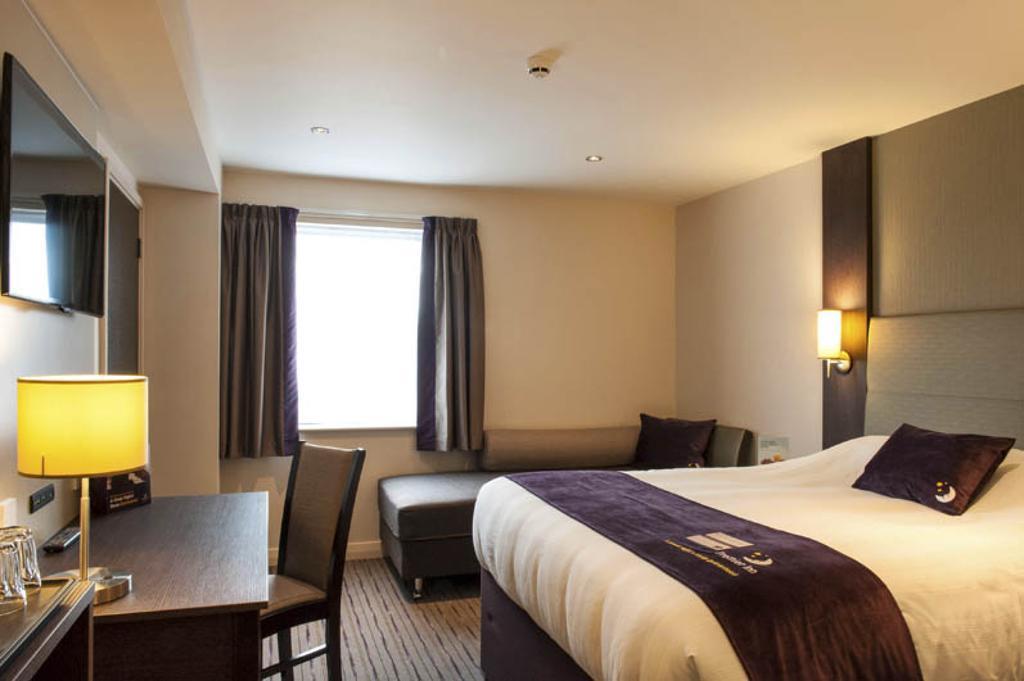 Premier Inn London City - Aldgate Ngoại thất bức ảnh